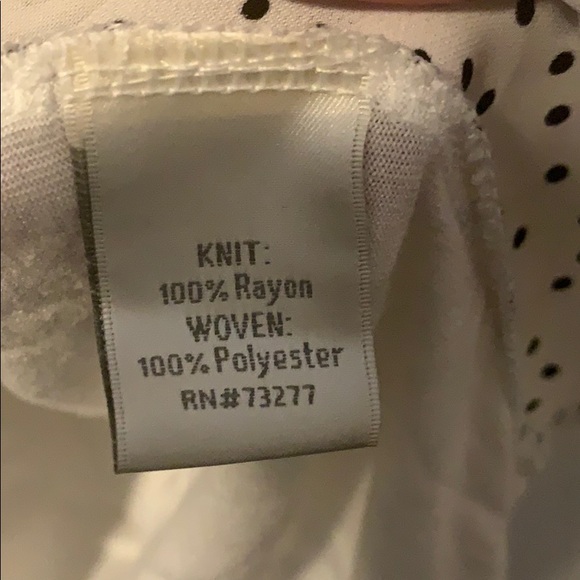 White short sleeve blouse - Picture 4 of 5